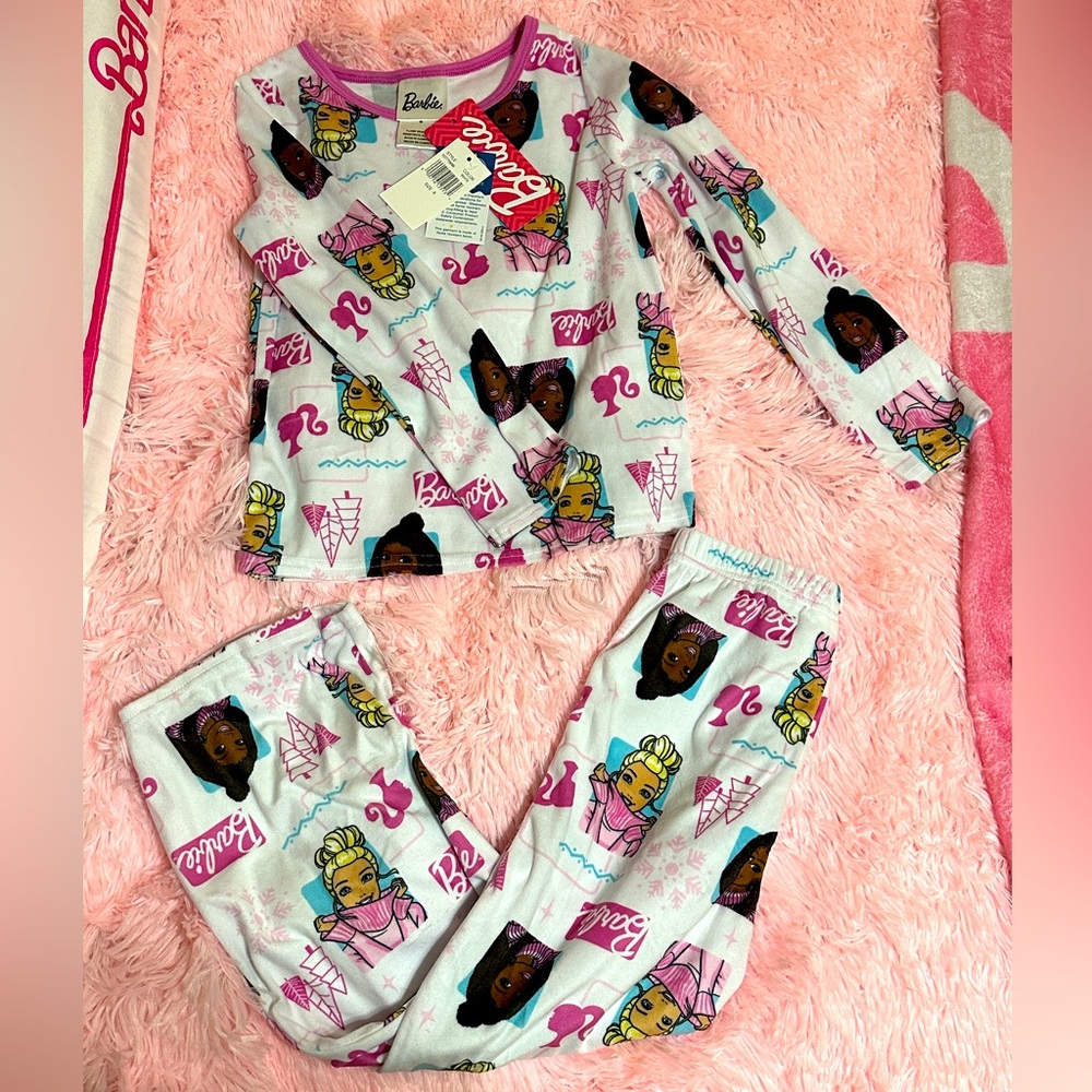 Girl’s Barbie PJs